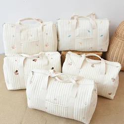 New Large Maternity Bag For Baby Diaper Maternal Mommy Bag Quilted Nappy Maternity Packs Toiletry Bag Mom Travel Tote