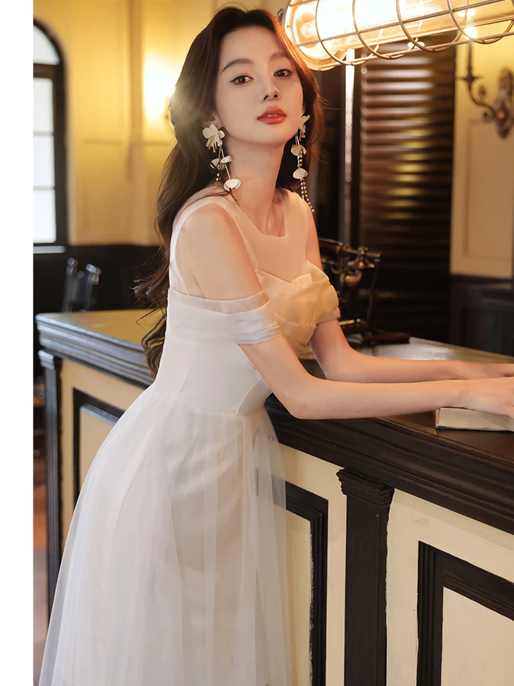 

Ele Long White Evening Gown Women's High-End Sensation Lightweight Luxury Dr aduation Year Conference Autumn