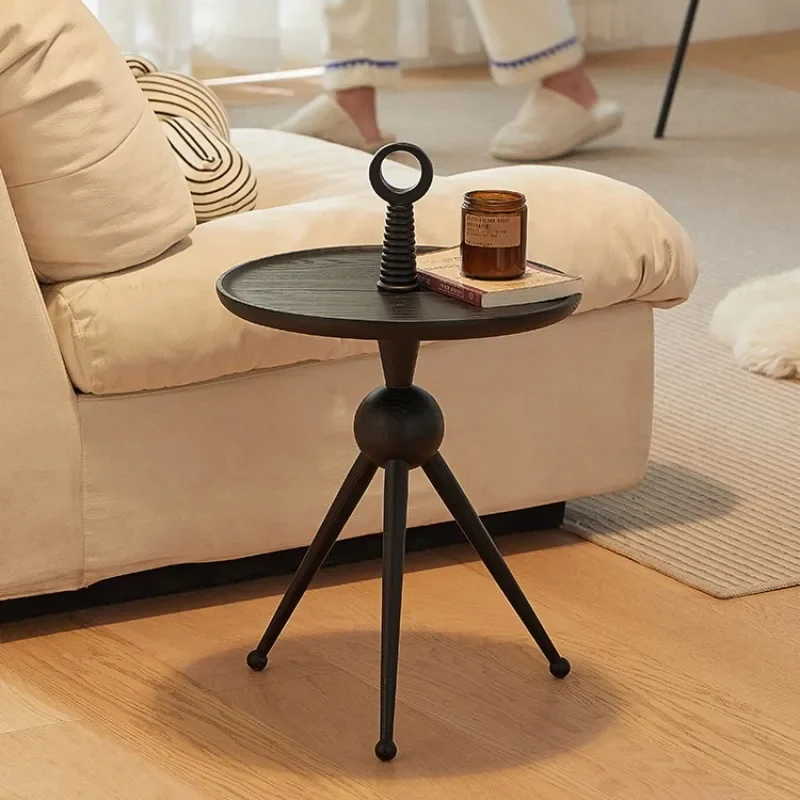 Petite table ronde de luxe légère