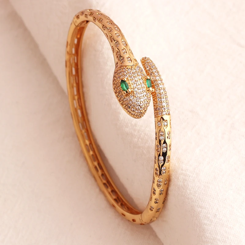 Good Quality Green CZ Snake Bracelet for Women 18K Gold Plated Open Bracelets Bangle Femme Vintage Goth Jewelry pulseras mujer