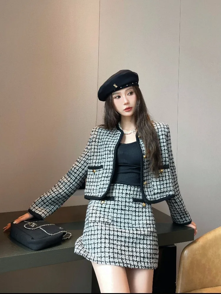 2024 Spring Autumn Plaid Tweed Suit Long Sleeve Single-Breasted Round Neck Jacket High Waist Sheath Skirt 2 Piece Sets for Women