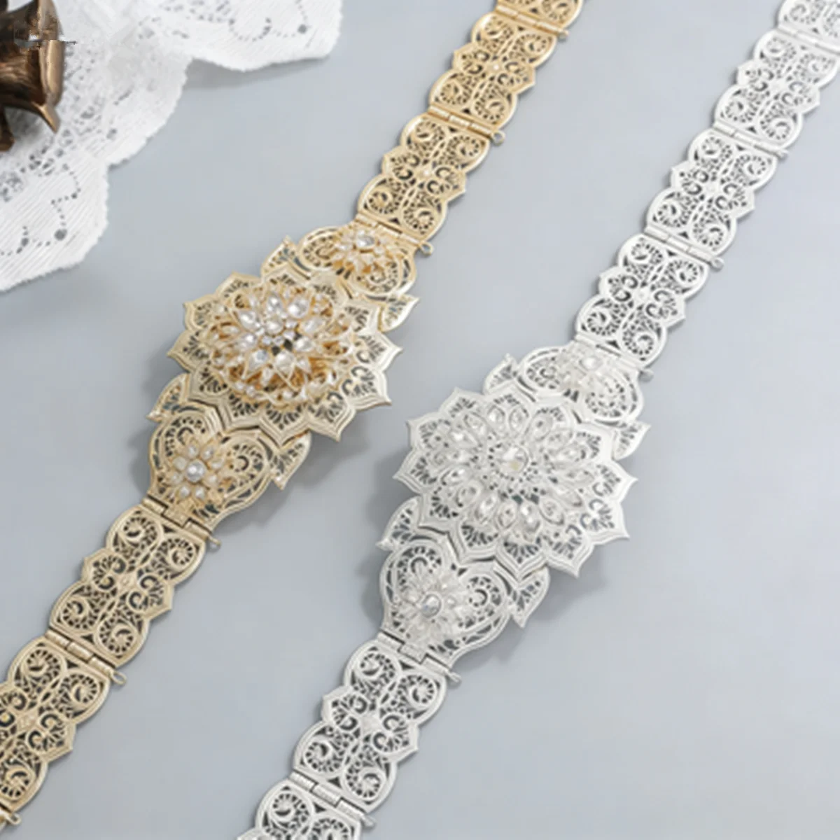 

Moroccan Gold-Plated Metal Bridal Belt with Hollow Pattern Festive Gift Ladies Jewelry Waistband Ethnic Style