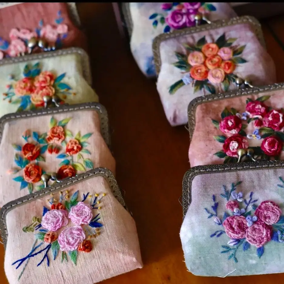 

Lost in Vintage и изготовленная льняная сумка с цветочной вышивкой - Сумка с вышитой ручкой - Сумка с цветочной ручкой - Кошелек с застежкой Винтажная сумка