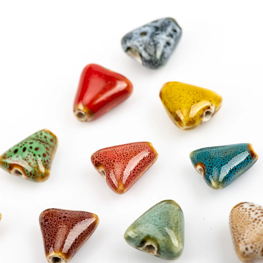 16# 20pcs Triangle Shape DIY Ceramic beads string sell by bags China Ceramics beads 20pieces/lot #A514C