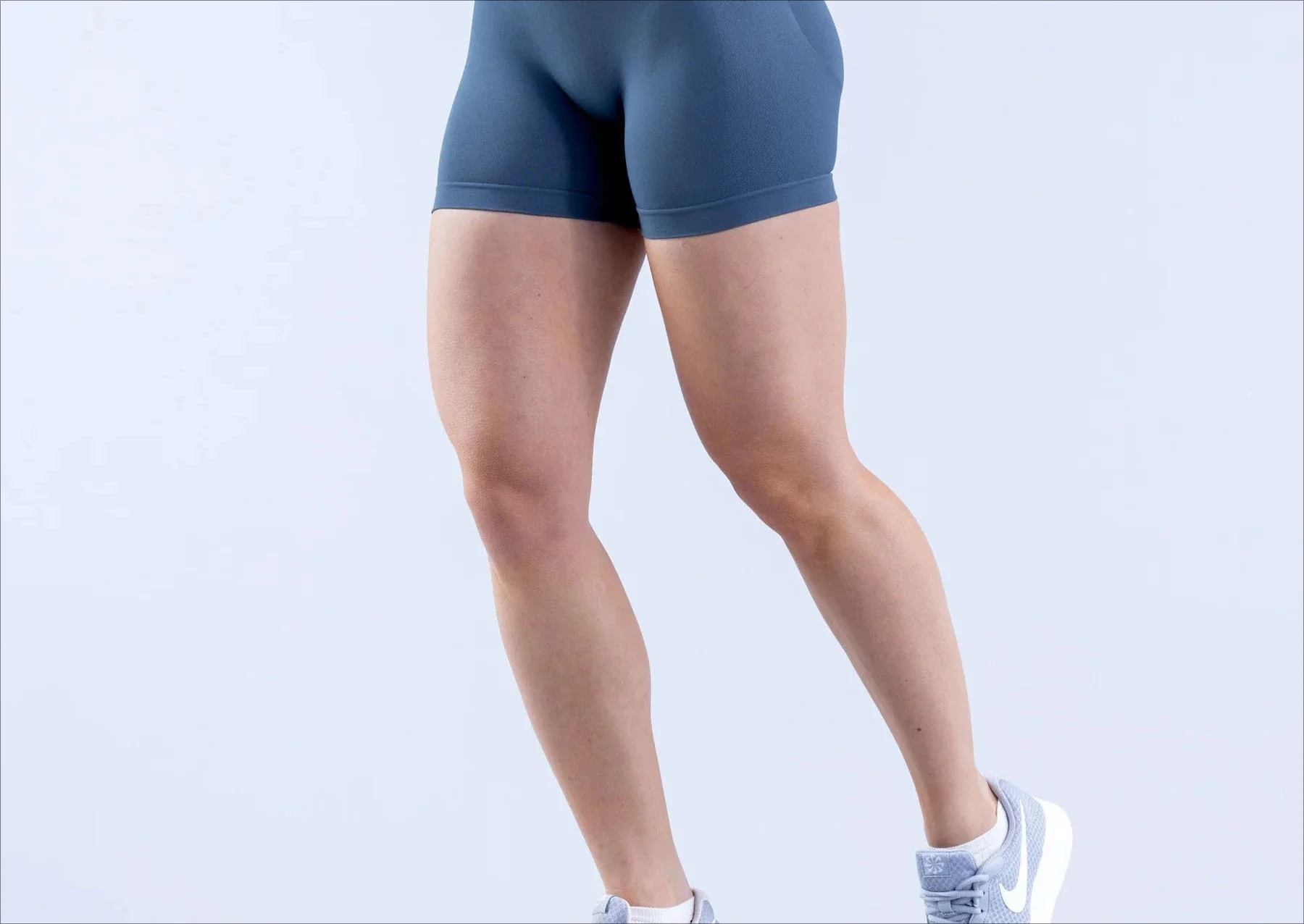 Seamless Fitness Yoga Shorts Hip Lift Running Yoga Pants High Elastic Quick Drying Three-point Sports Shorts