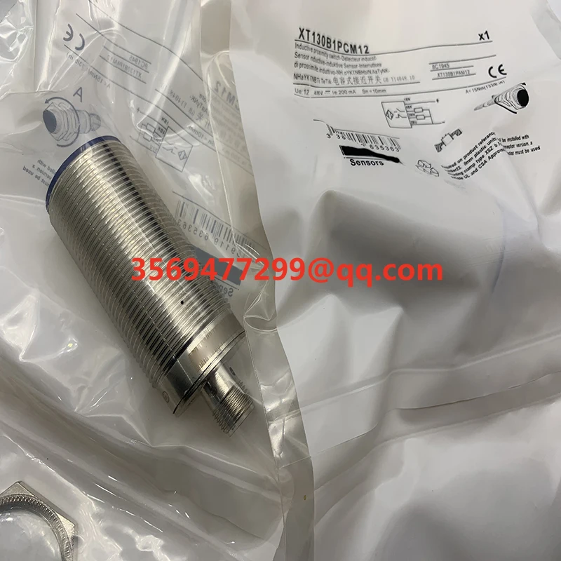 

Proximity switch XT112S1PCM12 XT130B1PCM12 Brand new spot