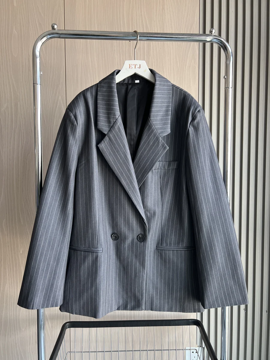 

ETJ осень/зима 20225, новый женский пригородный универсальный мешковатый блейзер в тонкую полоску с подкладкой на плечах