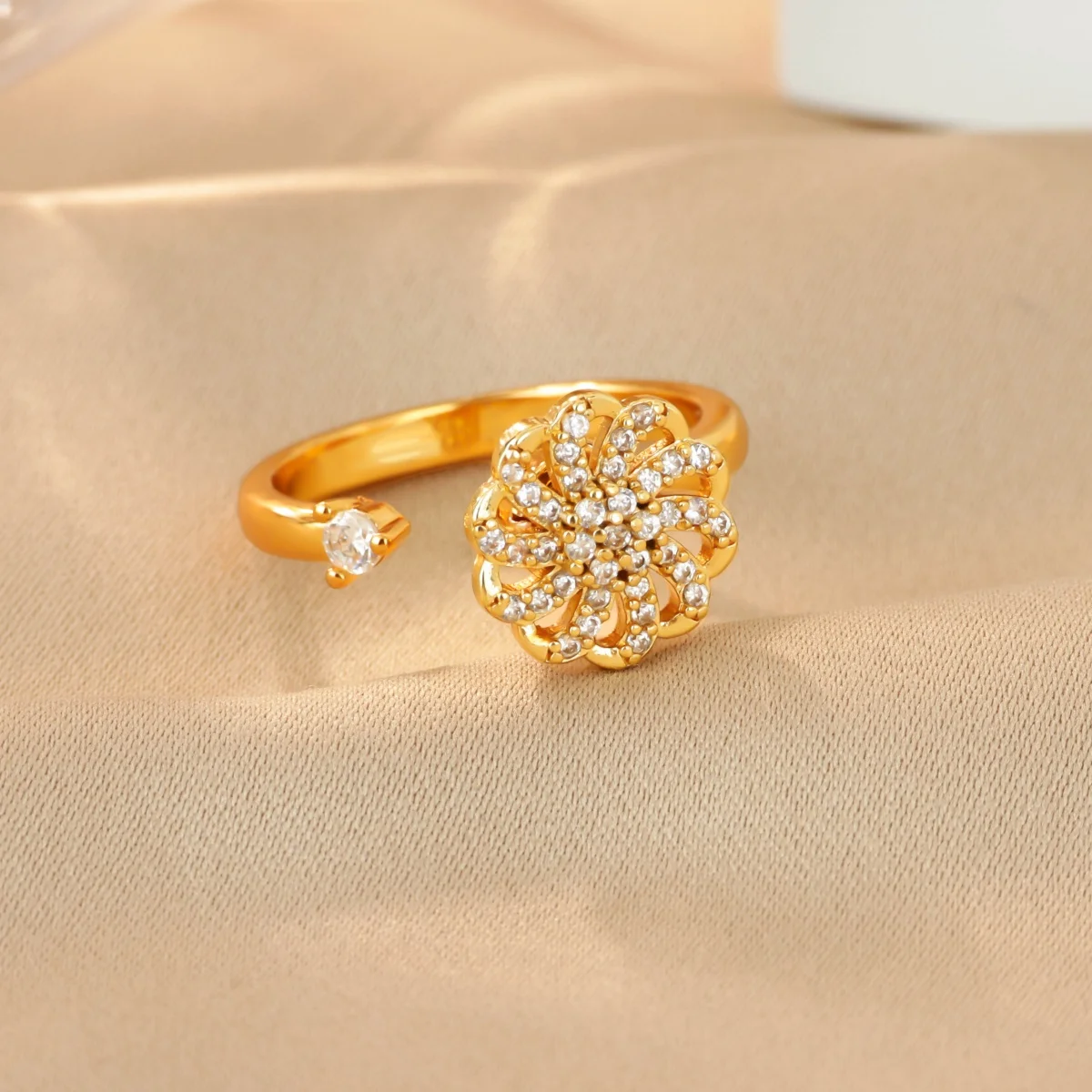 Anillo giratorio para nudillos de ansiedad para mujer, Spinner, Fidgets, Linda flor de circón, Anillo antiestrés, joyería de fiesta, regalos