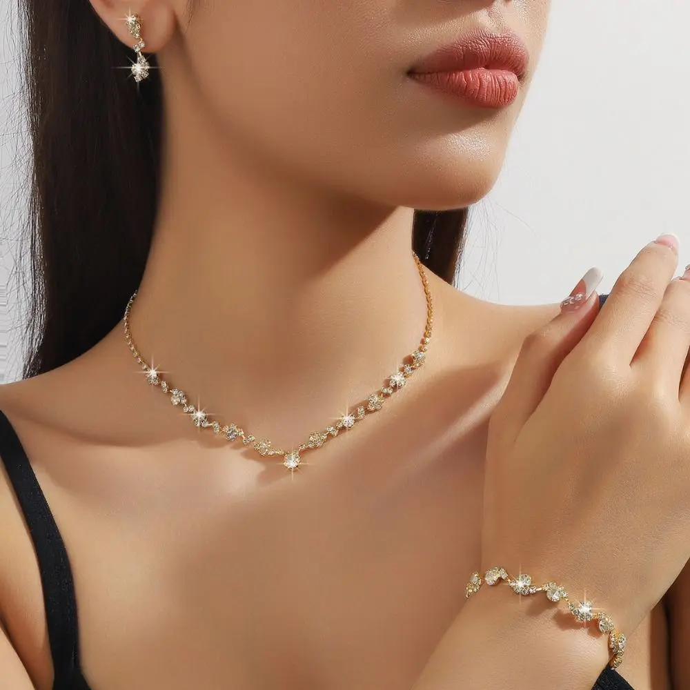 

Bridal Shining Crystal Jewelry Set Diamond Exquisite Earrings Rhinestone Luxury Necklace Women
