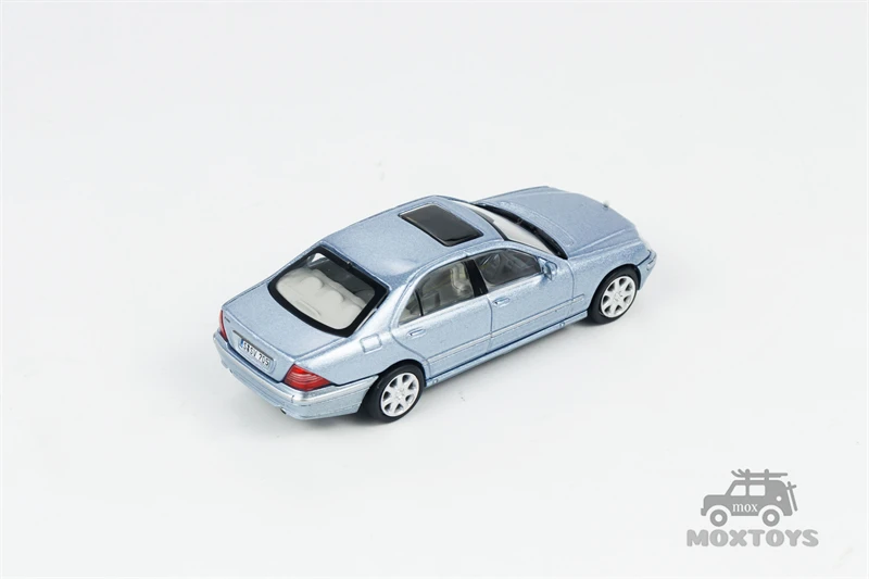 Tarmac Works 1:64 MB S-Class Horizon Blue Metallic Diecast Model Car