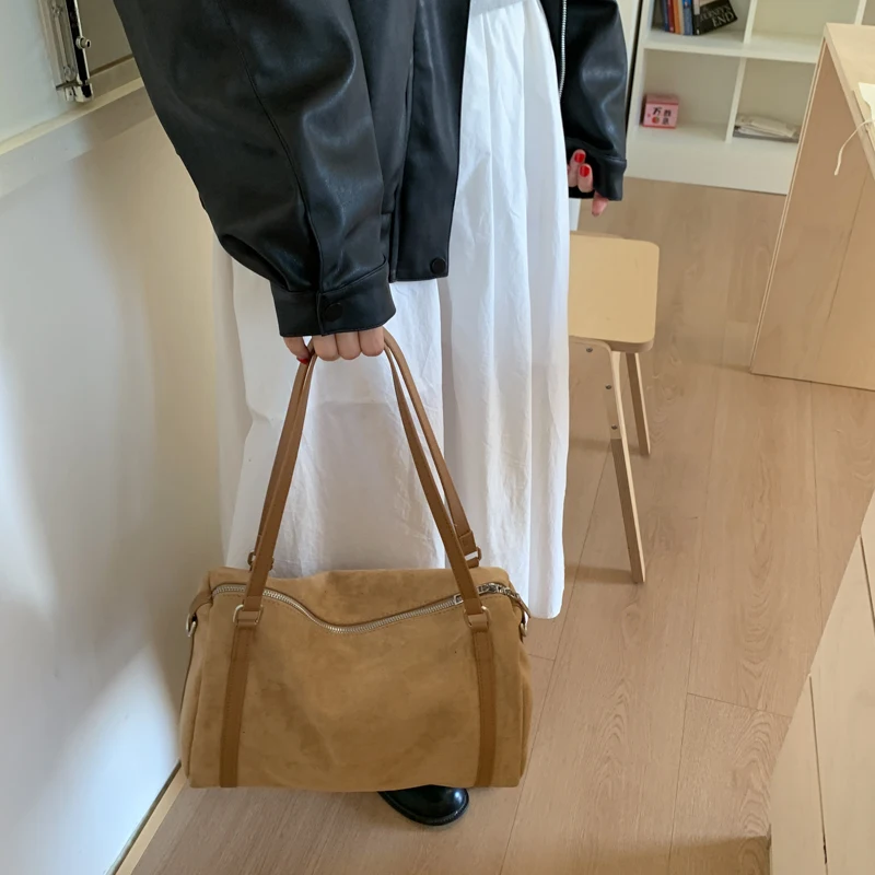 

Suede Leather Versatile Shoulder Bag Solid Color Retro Underarm Bag Large Capacity Vintage Tote Bag Women Commute Bag