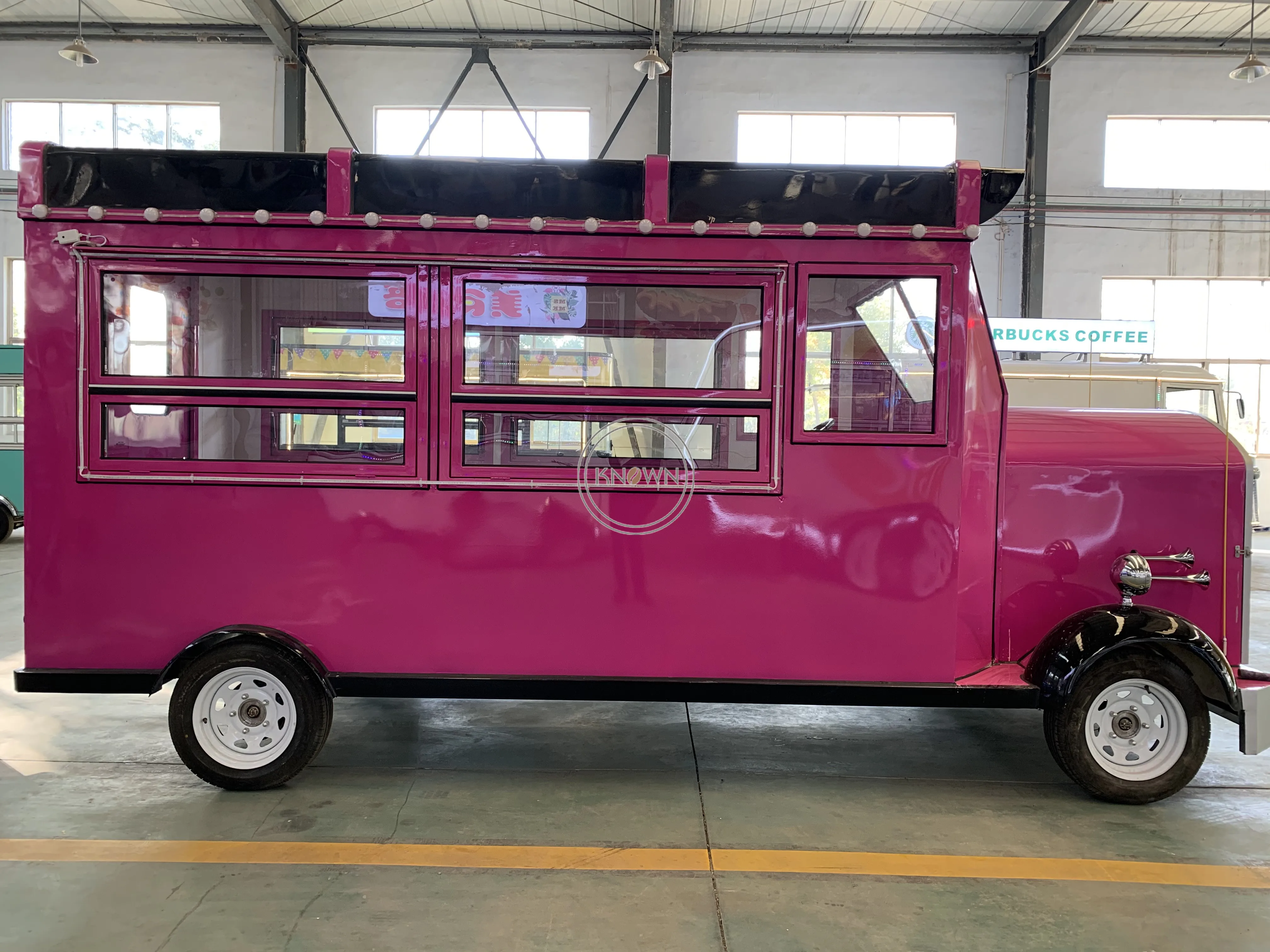 Одобренный CE электрический грузовик для еды на продажу, Европа, ретро, торговая тележка для пиццы, мороженого, мобильный винтажный уличный кухонный киоск для общественного питания