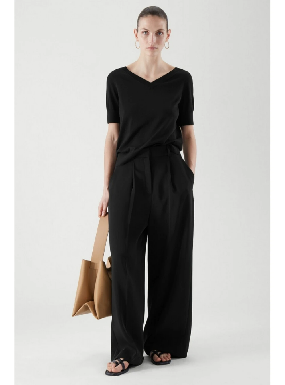 

Ethereal MD 2025 cos summer new style of Women's casual and fashionable V-neck wool blend knitted T-shirt