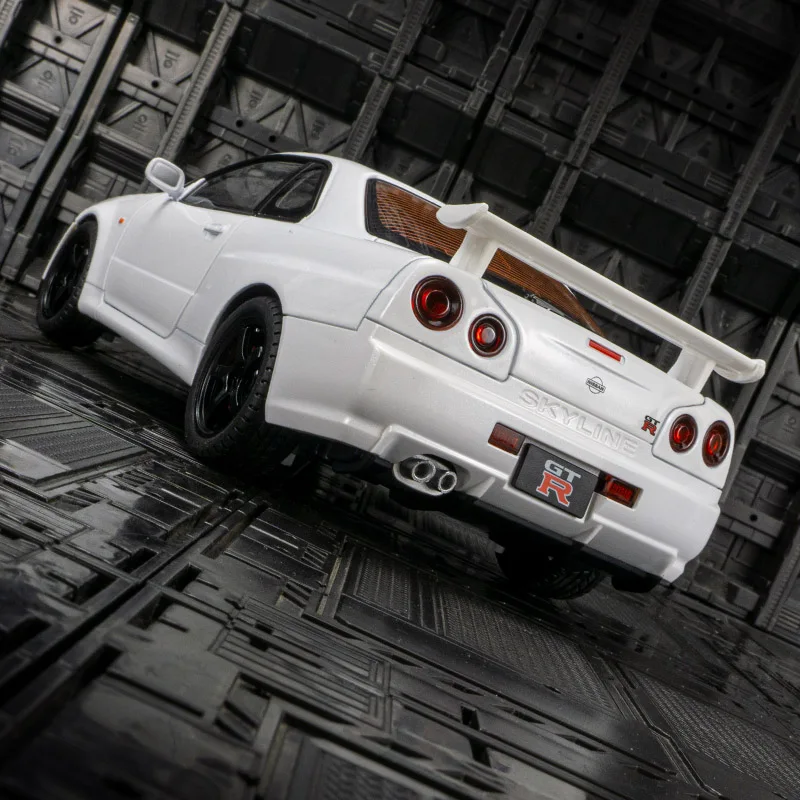1:18 Nissan GT-R34 SKYLINE grande modello di auto in lega ornamento, supercar, giocattolo per bambini, porta può essere aperta