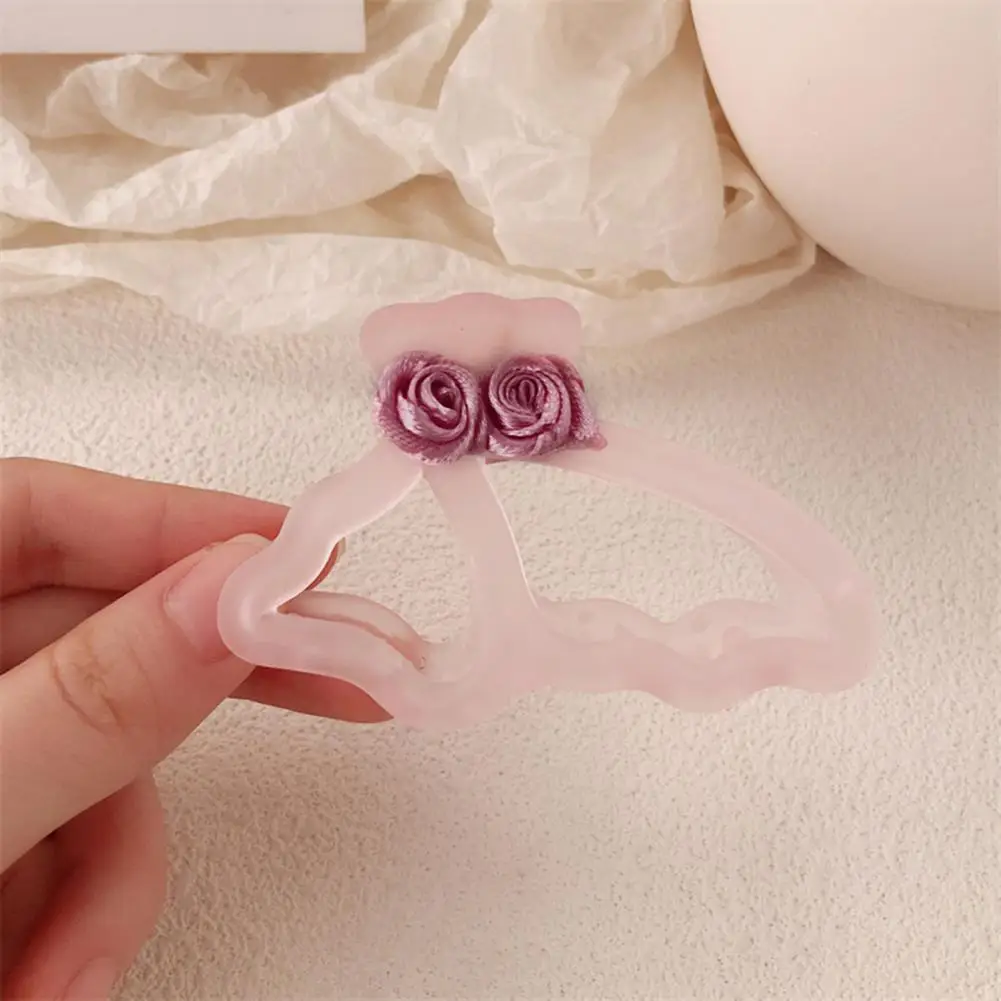 

Hair Claw Hollow Butterflies Design 3D Rose Flower Decor Hair Clip Non-slip Teeth Back Head Hair Clip Accessories