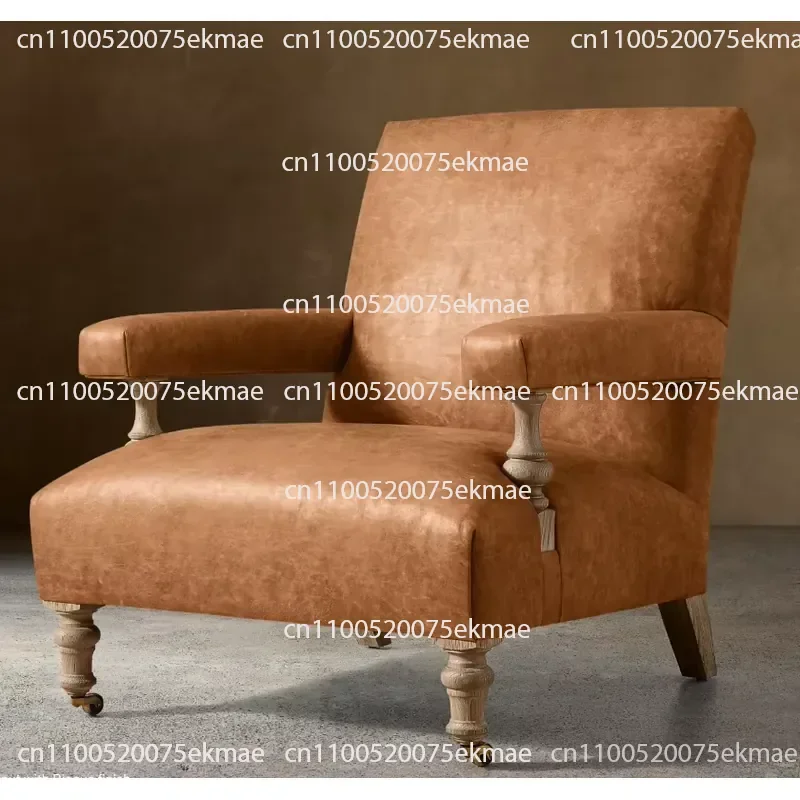 Leather-upholstered Armchair with Bleached Oak Legs and Brass Casters, Country-style Lounge Chair for Study Villas