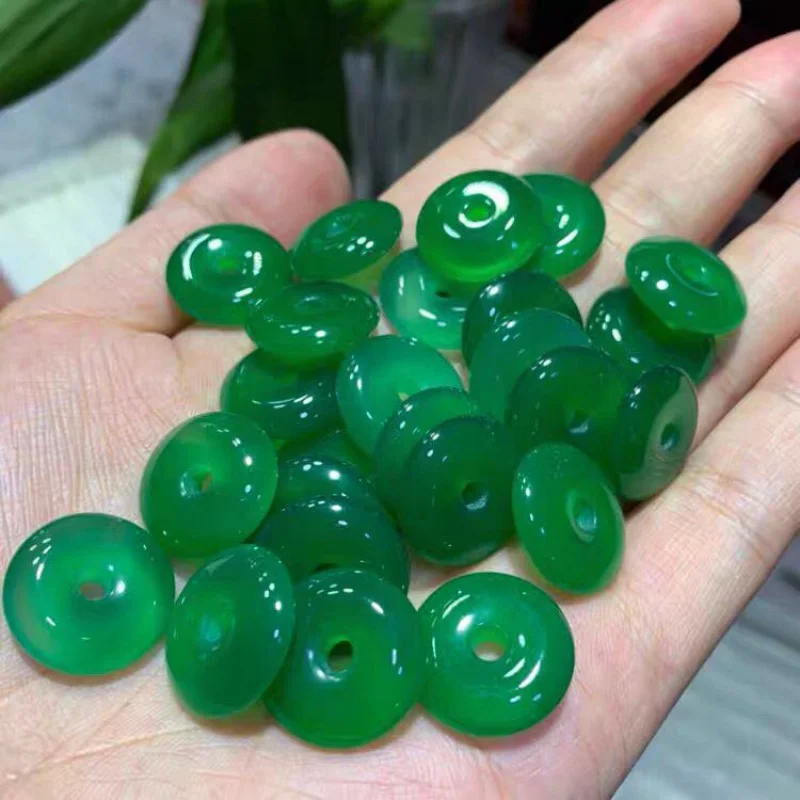 Factory Wholesale Gao Bing Emperor Green Chalcedony 20mm Small Safety Buckle Accessories Pendant Agate Jade Necklace Gift