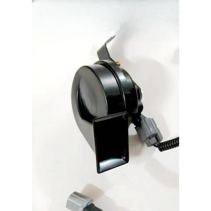 

Automobiles Genuine Modification of High-pitched Horn Installation for Roewe D7 for MG MG4 2025 New