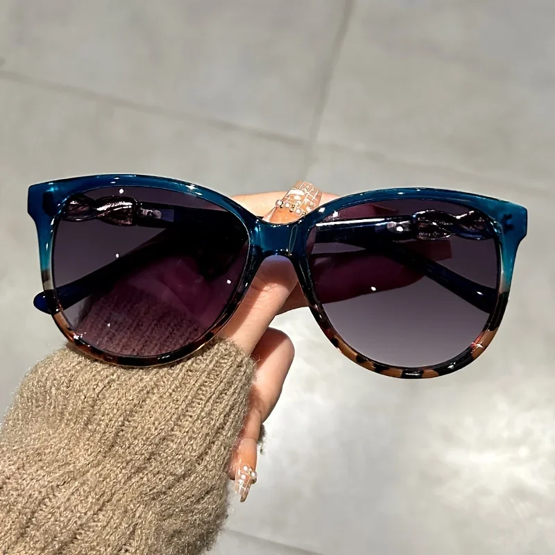 New Fashion Big Cat Eye Sunglasses Women Brand Designer Vintage Sun Glasses Classic Lady Retro Shades Oculos De Sol