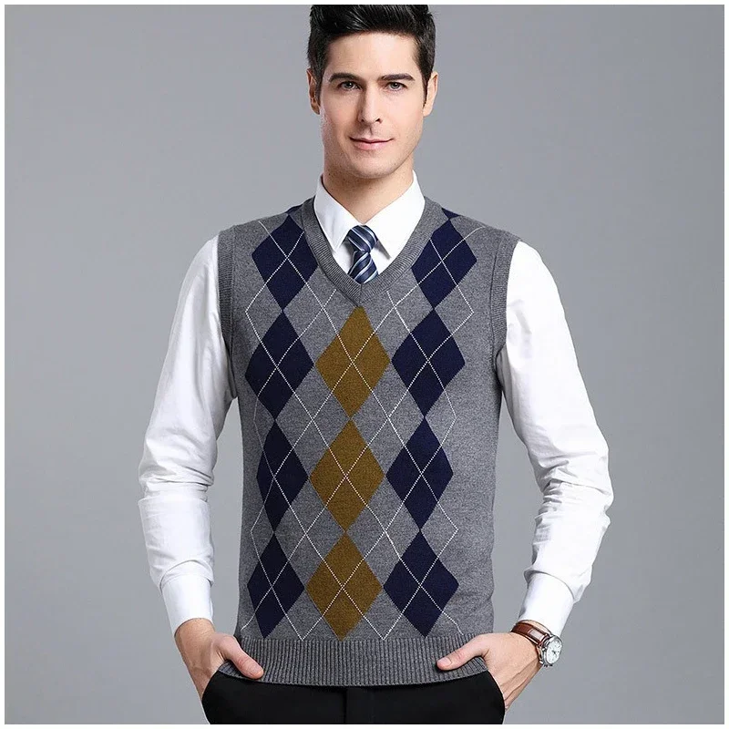 

Autumn Middle-aged and Elderly Men's Slim Fit Sleeveless Sweater Vest