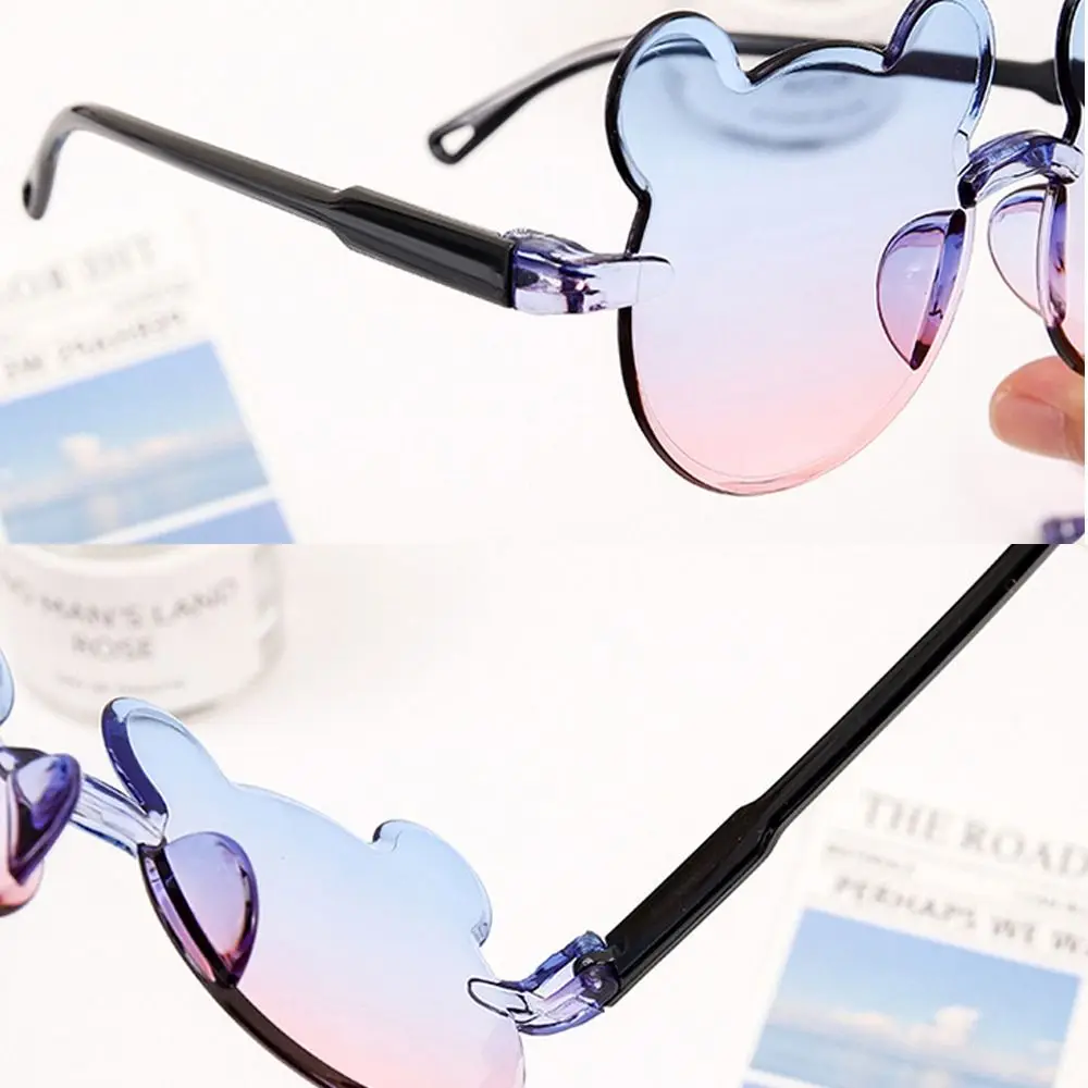 แว่นตารูปหมีตัวเล็กๆน่ารักสำหรับเด็กหญิงเด็กชายแว่นตา UV375พิมพ์ลายการ์ตูนหมี