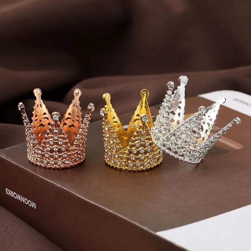 1pcs Mini Metal Crown For 1:12 Dollhouse Miniature Gold Sliver Bronze Mini Alloy Crown Model  Dolls Dollhouse Accessories