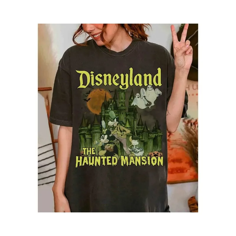 Camiseta divertida de Disneyland Haunted Mansion Mickey y sus amigos, camiseta de Halloween Midway, camisa de fondo para las cuatro estaciones