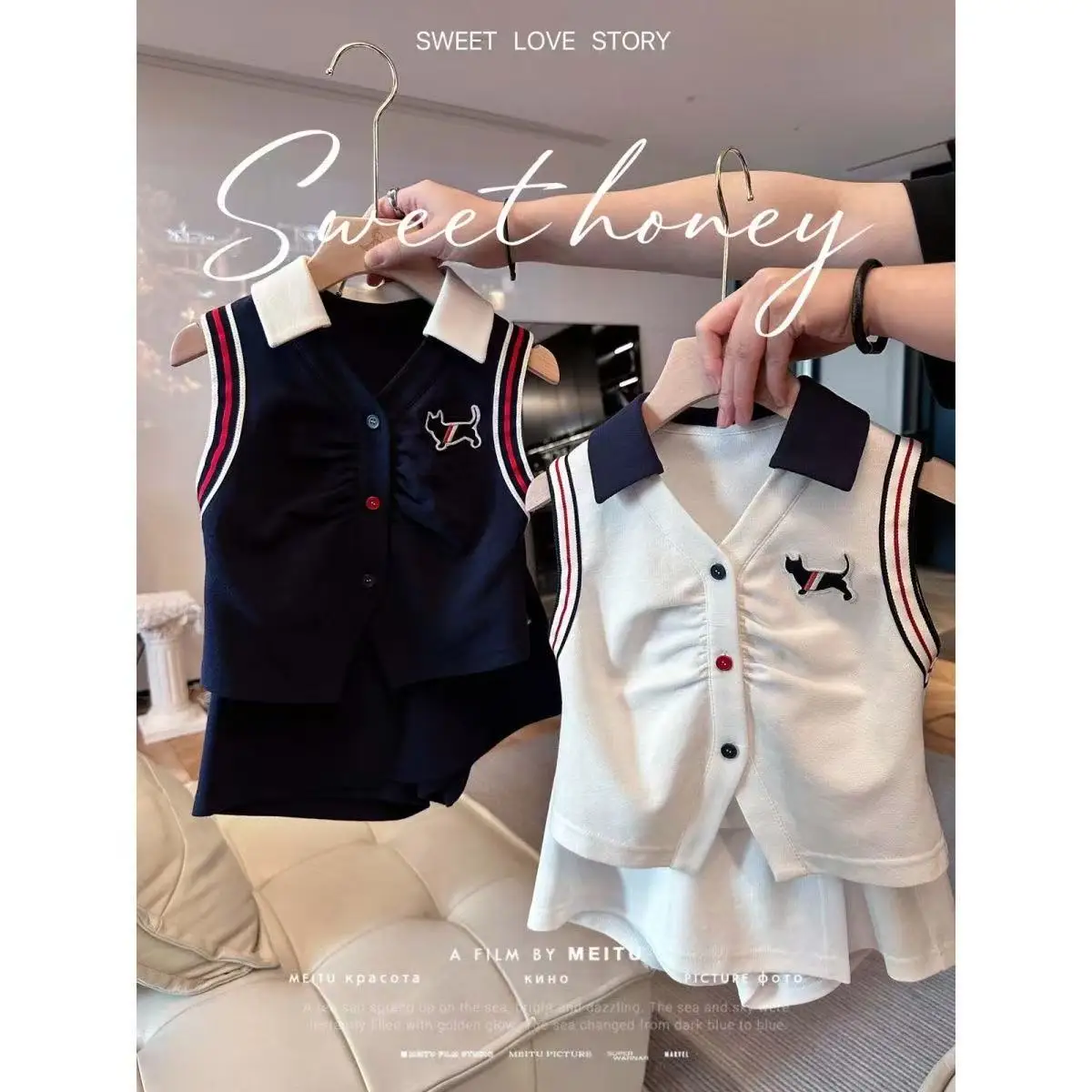 

Girls' Summer Set 2025 New Style Female Baby Western Style Internet Celebrity College Style Top and Pants Two Piece Set