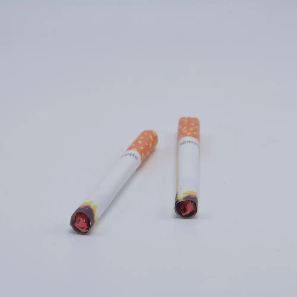 2 Pcs Funny Fake Smoking Cigarettes Lint End Practical Jokes Trick Prank Toy Halloween Props Prank Novelty Trick April Fool\'s