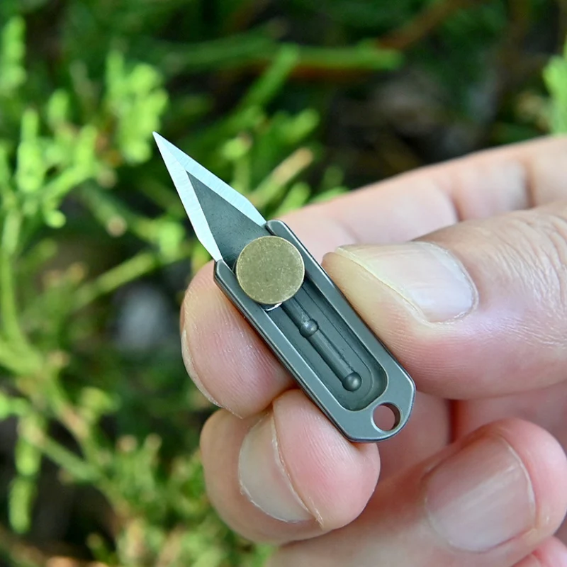 

1pc Camping Titanium Alloy Mini EDC Knife Unboxing Mini Pocket Knife Keychain Hanging Outdoor Multi EDC Tools