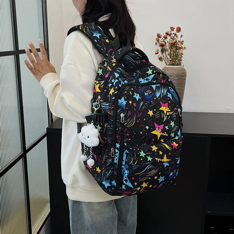 

Classic Fashion Versatile Women's Graffiti Star Printed Nylon Cloth Student Book Storage Bags Outdoor Vacation Sports Backpack