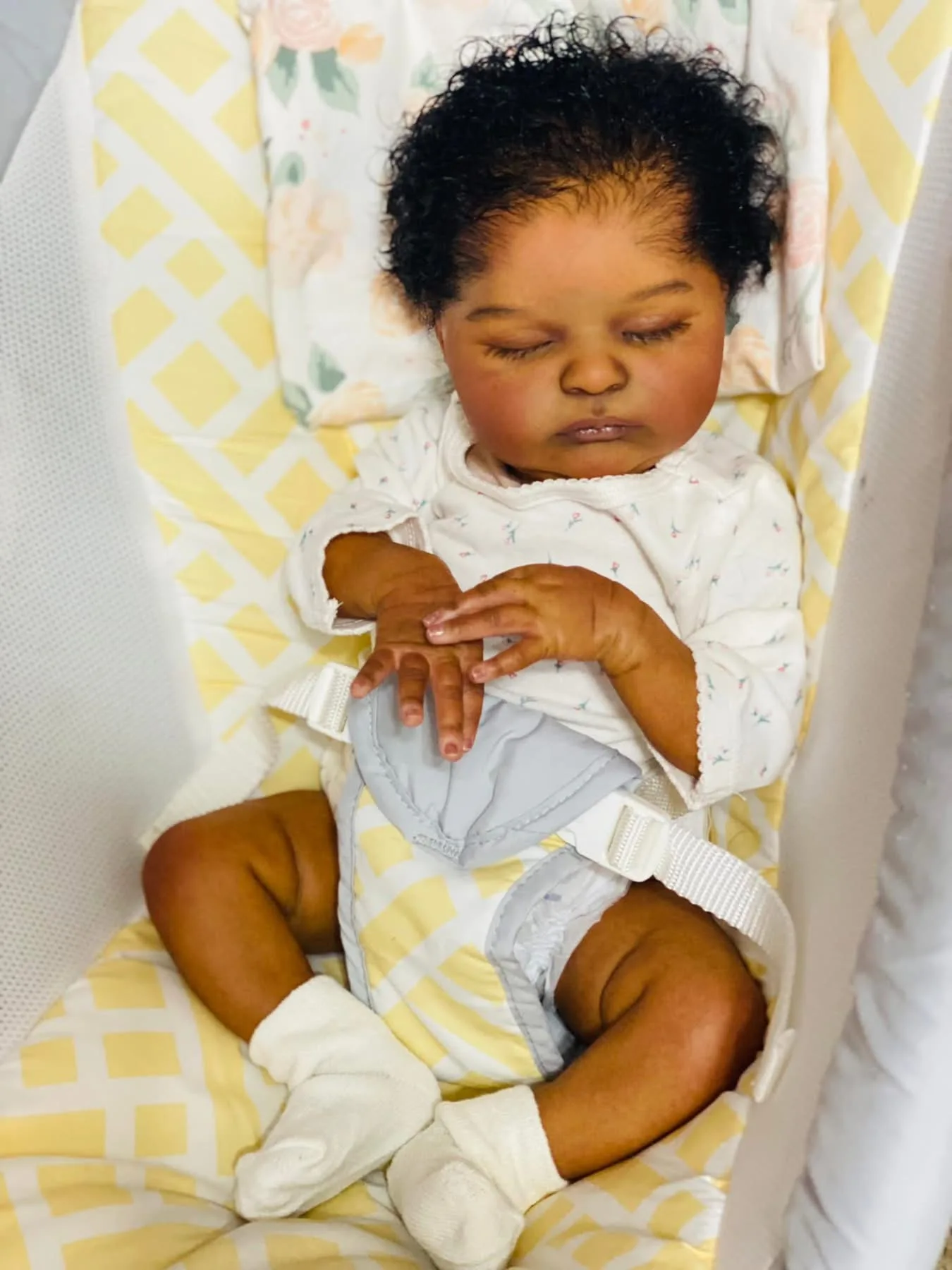 NPK 18 Zoll dunkle Haut Neugeborene Babygröße mit handverwurzeltem Haar Reborn Babypuppe Laura Lebensechtes echtes Baby