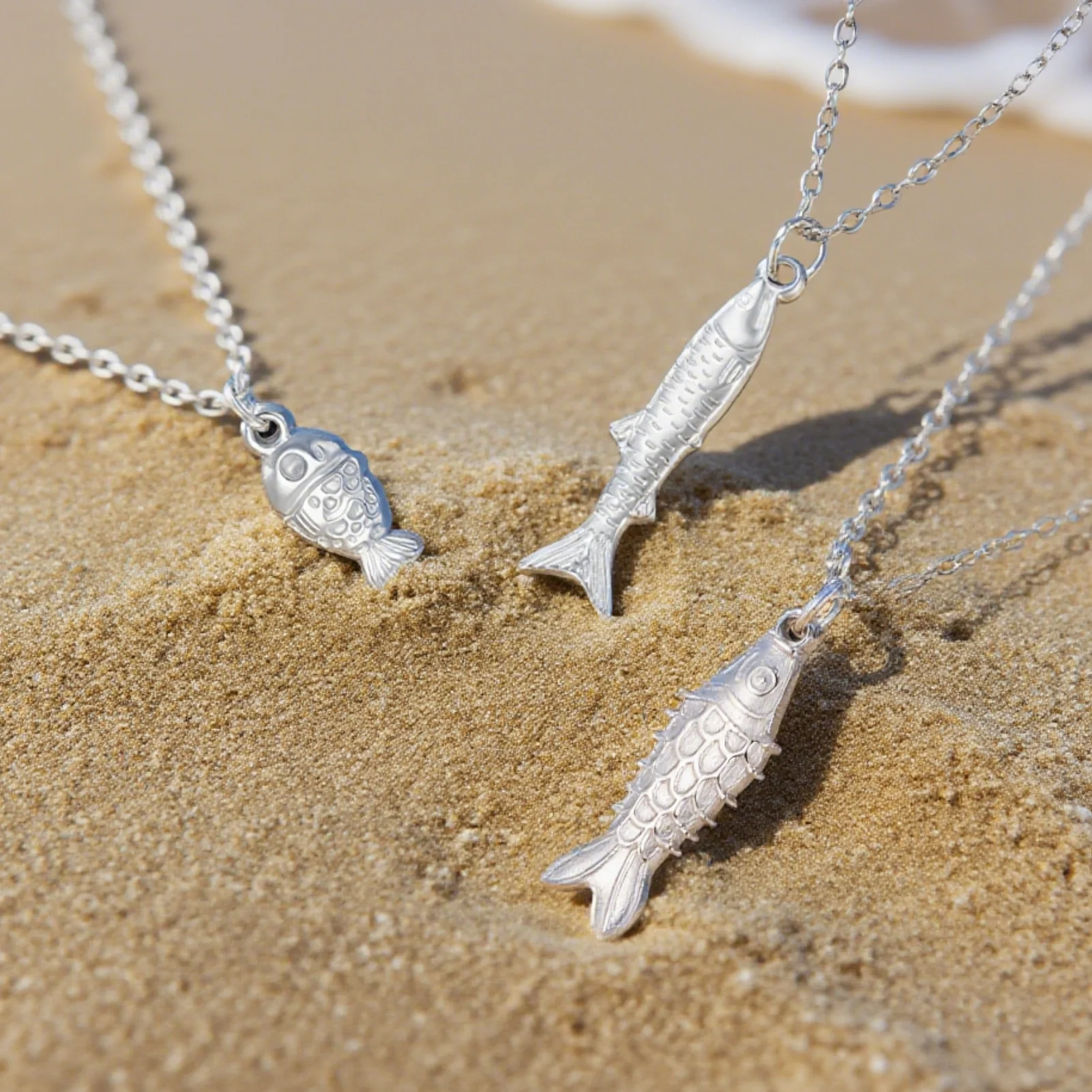 Unift Lucky Fish Pendant Necklace for Women Stainless Steel Choker Mini Clownfish Clavicle Chain Waterproof Summer Beach Jewelry