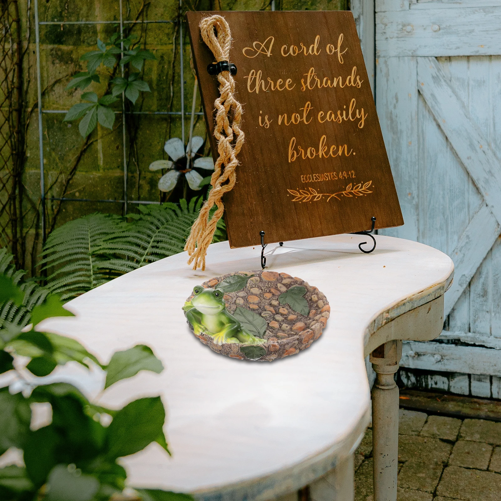 

1pcs Cute Resin Statue Desktop Decor Adorable Home Furnishing Garden Decoration Creative Sculpture Mini Resin Crafts Lovely Frog