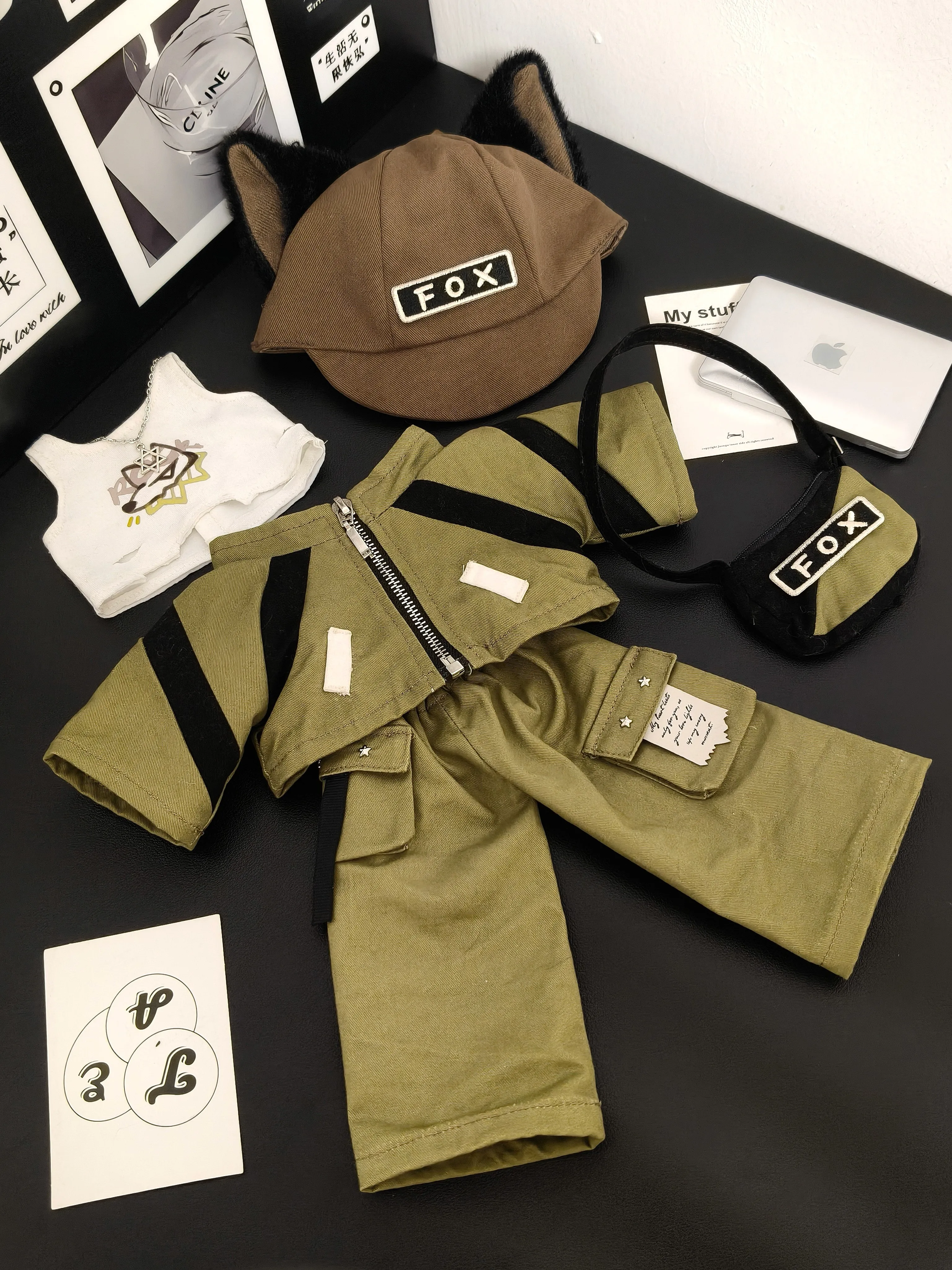 ชุดตุ๊กตา 30 ซม. ชุดหมาจิ้งจอกเท่ห์ หล่อ หมวก เสื้อกั๊ก เสื้อโค้ท กางเกง กระเป๋า เสื้อผ้า ชุดคอสเพลย์ ตุ๊กตา อนิเมะ ฟิกเกอร์ เกม ของเล่นเด็ก ของขวัญ