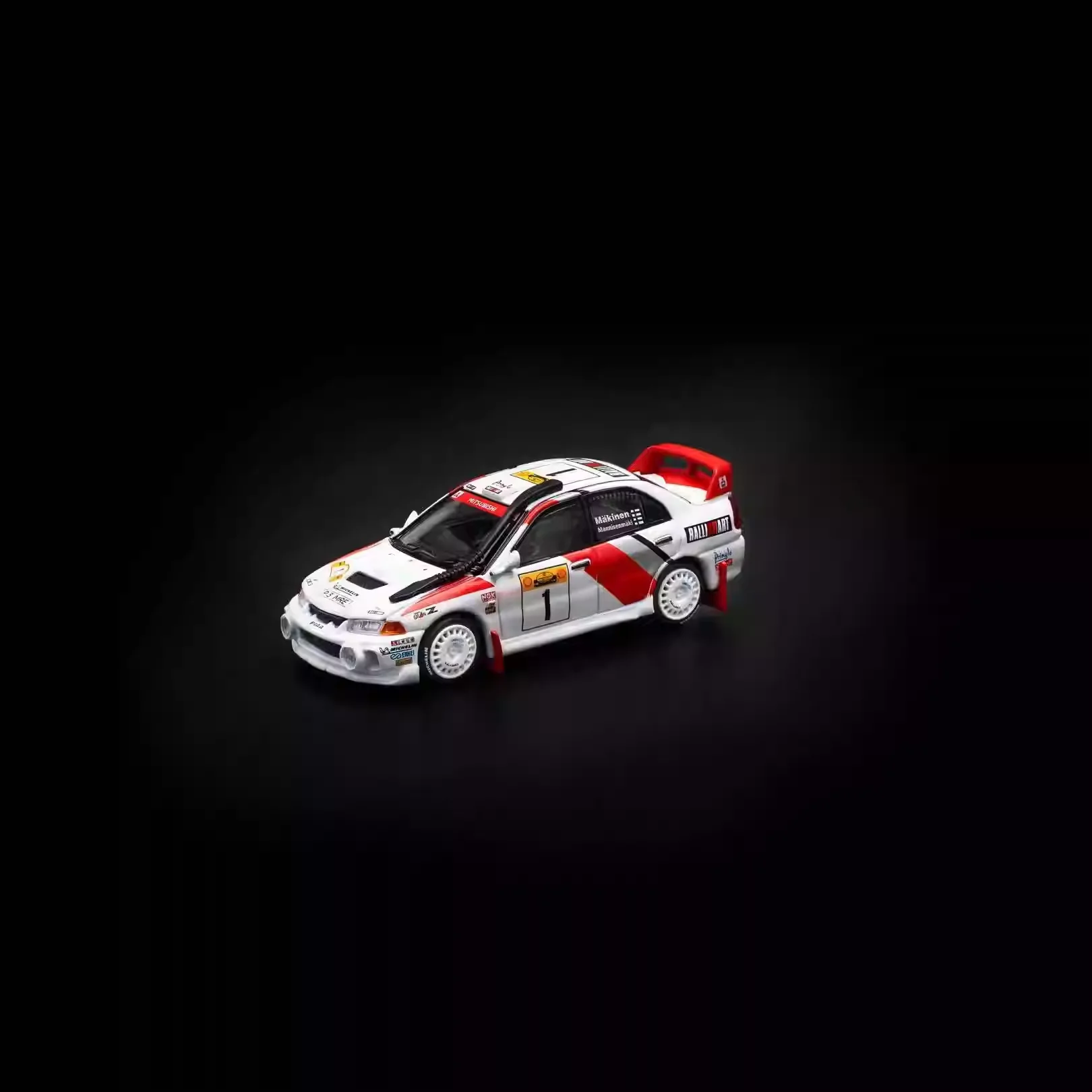 

Модель автомобиля из сплава POPRACE 1:64 Lanser EVO IV Rally Racing