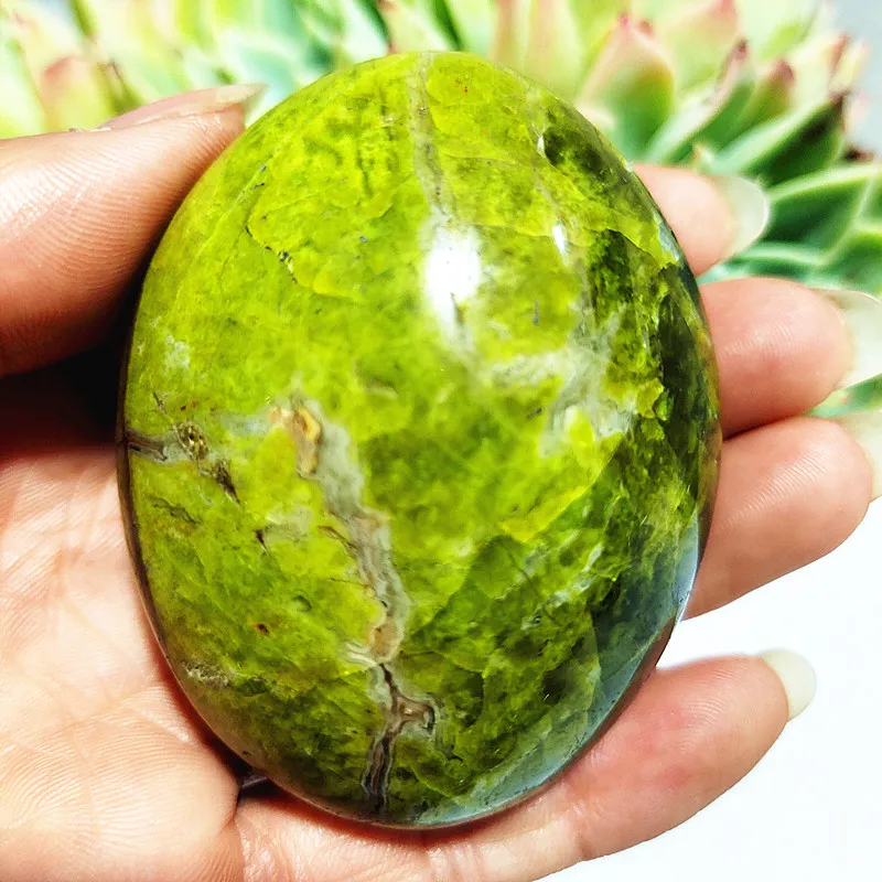 Natural Green Opal Crystal Palm Stone Yoga Exercise Spiritual Meditation Healing Crystals Room Decor Feng Shui Home Decortions