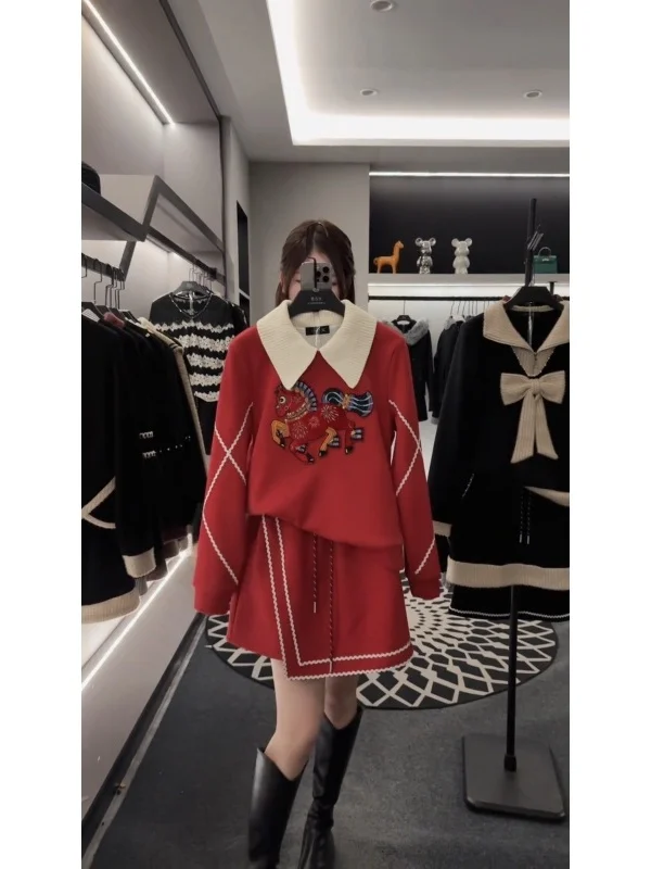 

Sli Embroidered Red Top And Skirt Set for plus Size Women Spring New Loose Fit Casual Faion Ensemble High Waist Skirt