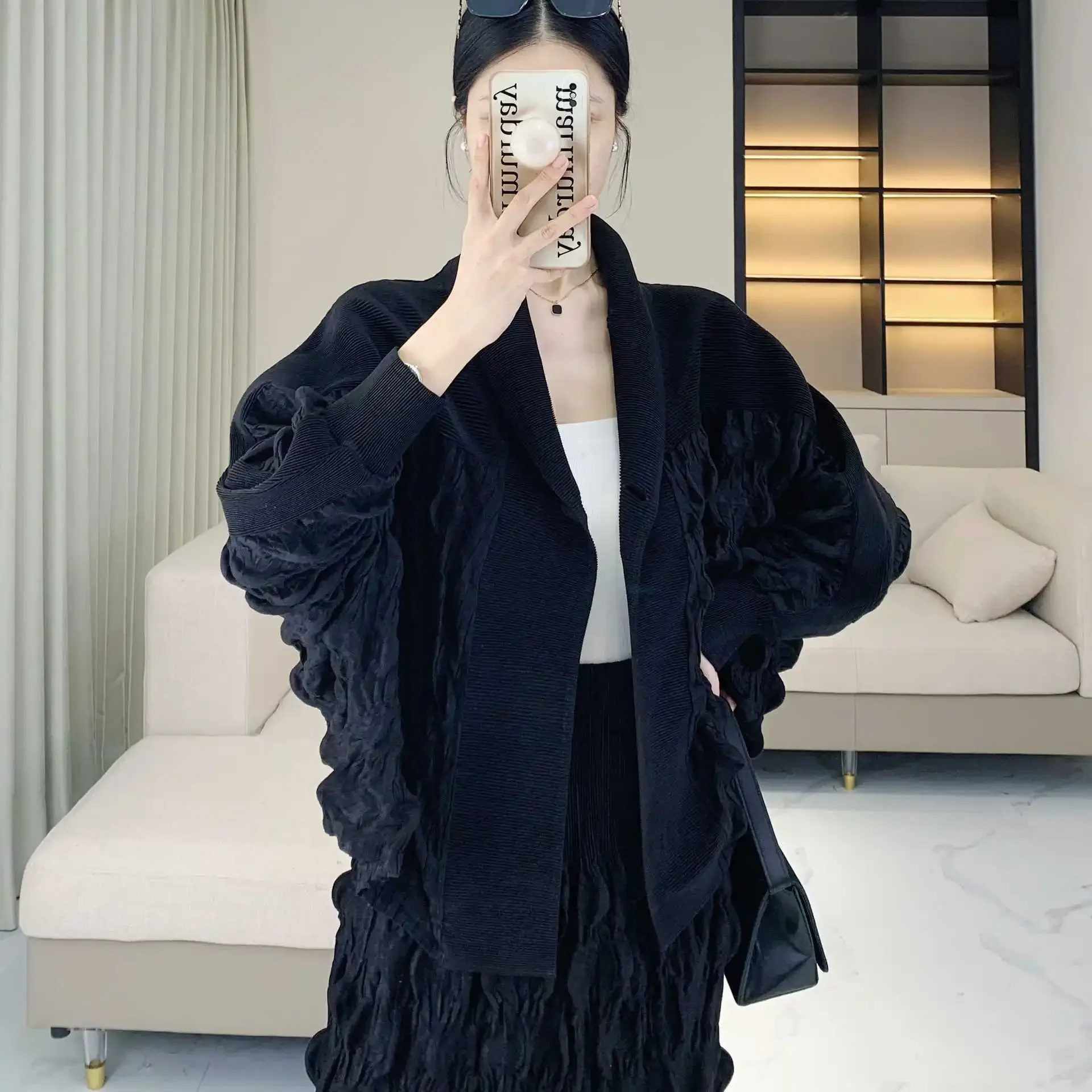 Pleats Pleated Jacket Senior Sense Pleated Lapel Short Jacket Women 2024 Fall New with Design Bubble Loose Thin Cardigan