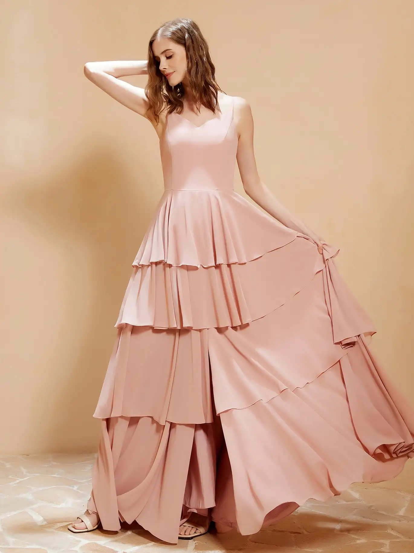 

Flowy V-Neck Chiffon Bridesmaid Dress With Slit A-line Spaghetti Straps Wedding Cocktail Dresses With Slit Pleated Evening Gowns