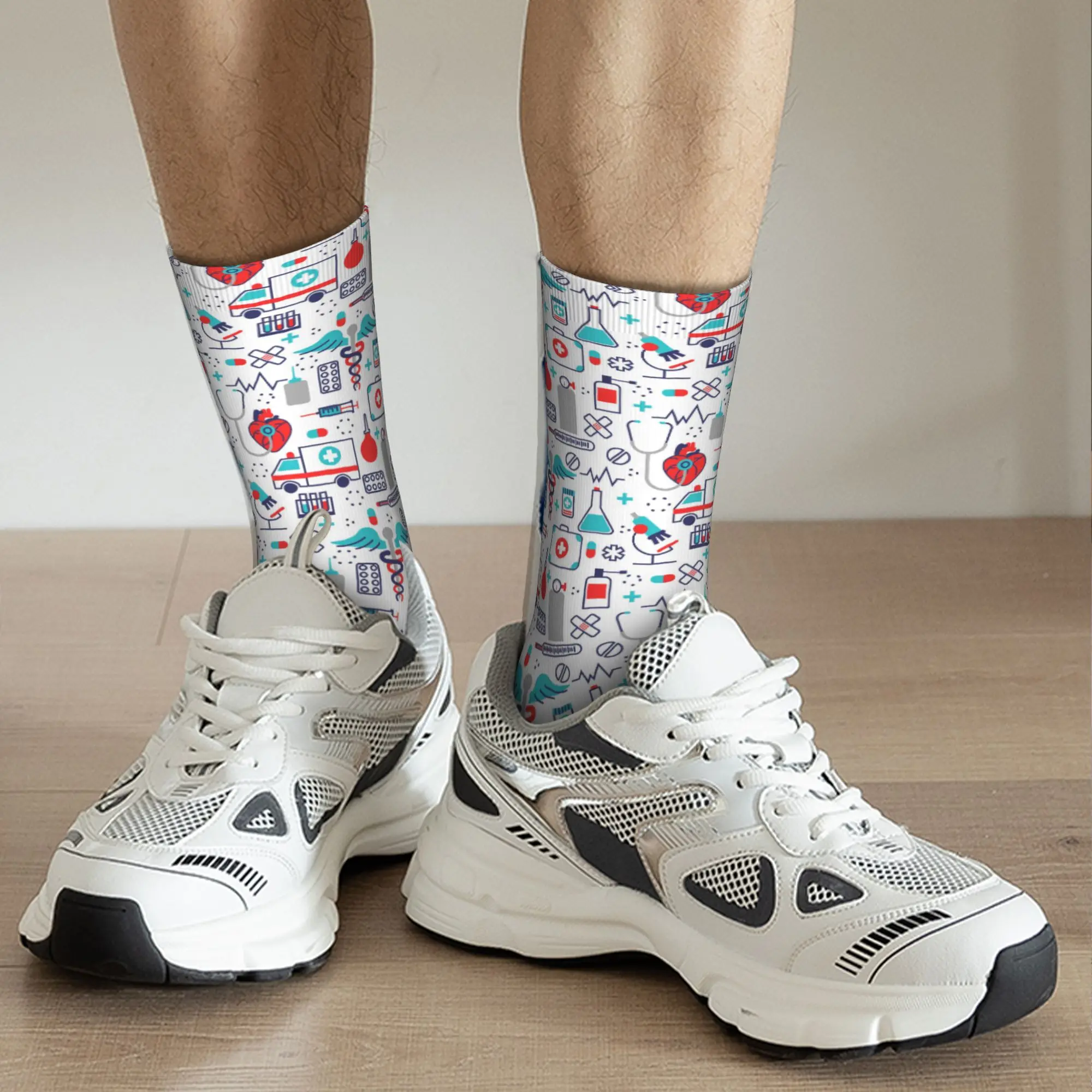Calcetines geniales de dibujos animados para médicos y enfermeras, calcetines con estampado 3D para hombre, medias con patrón médico de enfermería para mujer