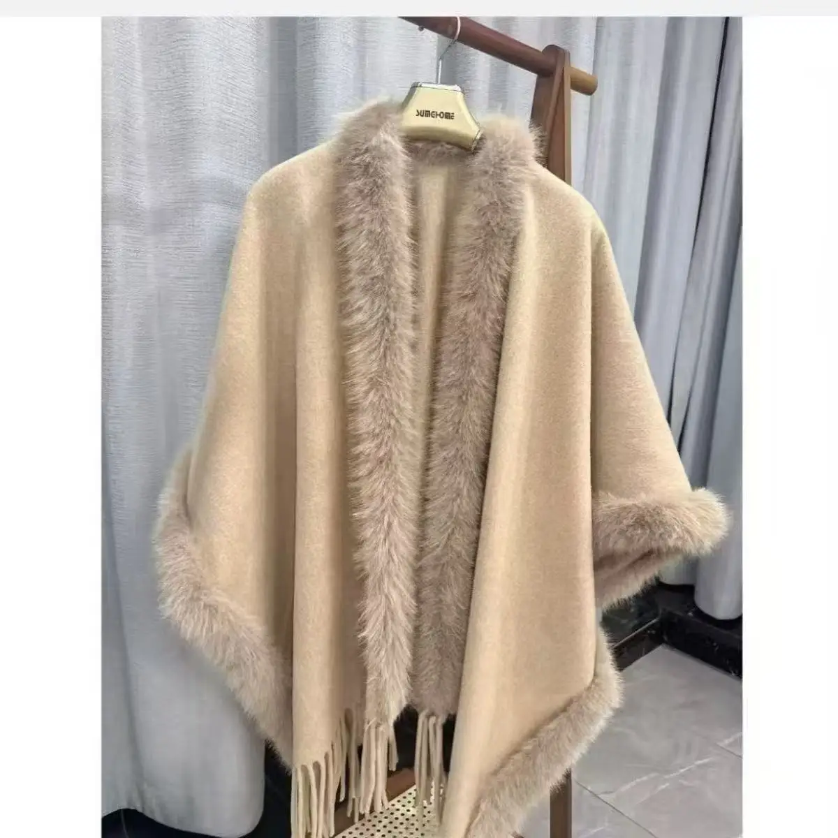 2025 New Chinese Style Plush Collar Cloak Women Autumn Winter Thicken Double-sided Velvet Shawl Vintage Cheongsam Match Cape