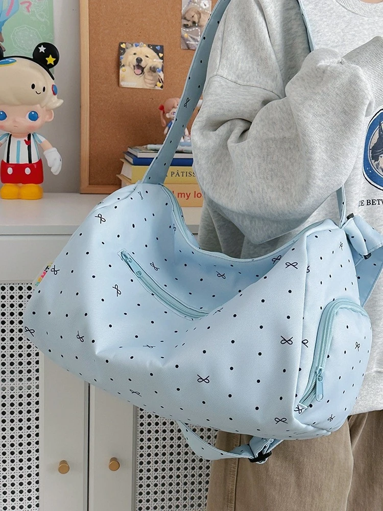 

Bowknot large-capacity handbag for women, Japanese style fitness baginsLightweight sports short-trip travel bag, shoulder and cr