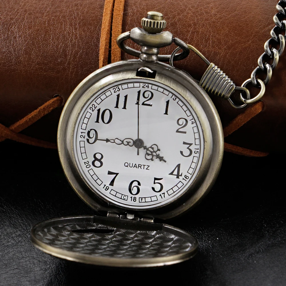 Bronze Vintage Hollow Out Truck Carving Special Quartz Pocket Watch High Quality Necklace Timing Pendant Unisex Pocket Watch