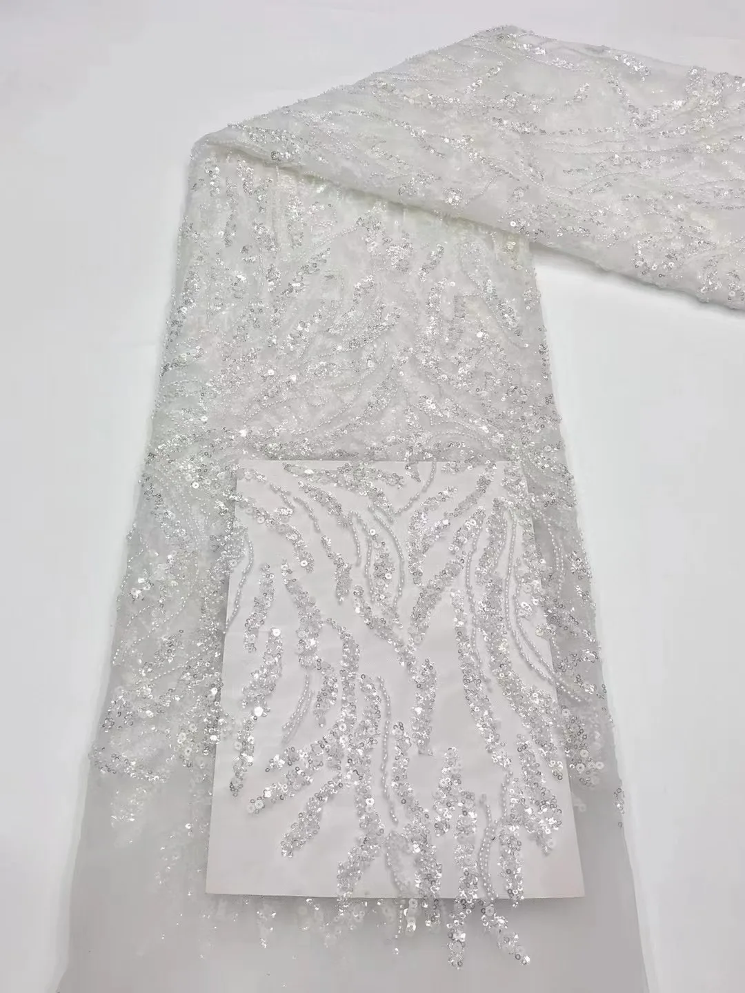 

2023 new crystal sequins messy thread embroidery lace fabric, luxury African lace bead tube dress, fashion ladies party / 5yards