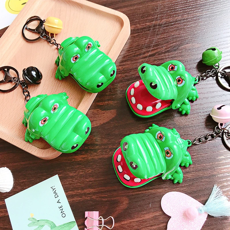 Funny Cute Cartoon Mouth Tooth Alligator Hand Keyring Children's Toy Biting Crocodile Game Keychain Women Men Gift Bag Pendant