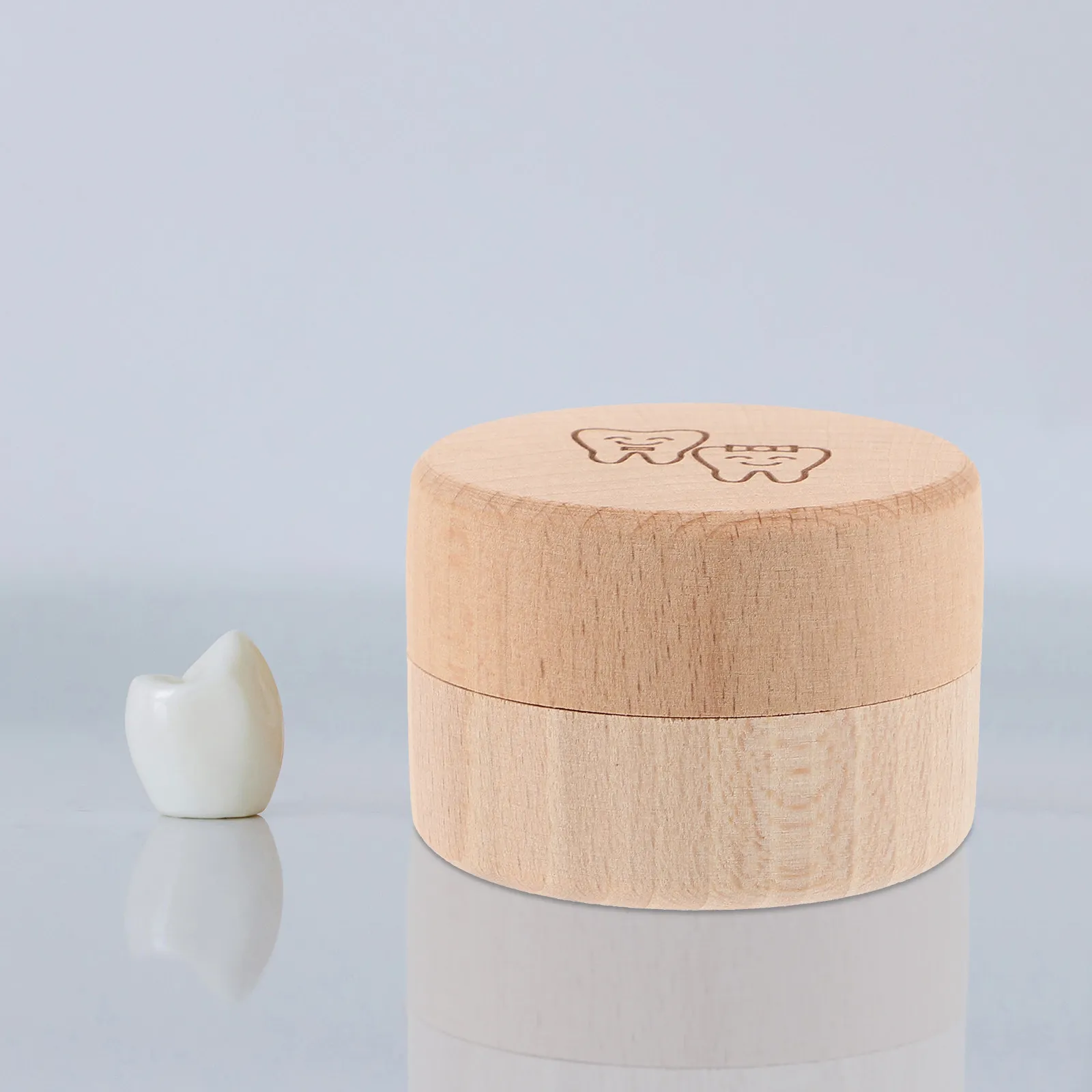 Sturdy Solid Wood Tooth Box for Children Lost Teeth and Fetal Hair Storage Beautiful Round Design Baby Teeth Memory Keeper