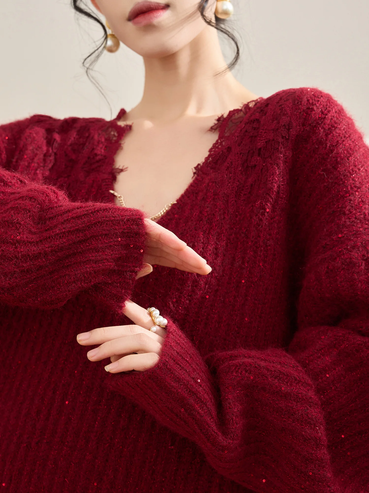 

Red New Year Aosphere Lace Splicing V-ne Knitted Sweater Women Lazy Long Sve Overhead Knitwear Comfortable Commute Sle