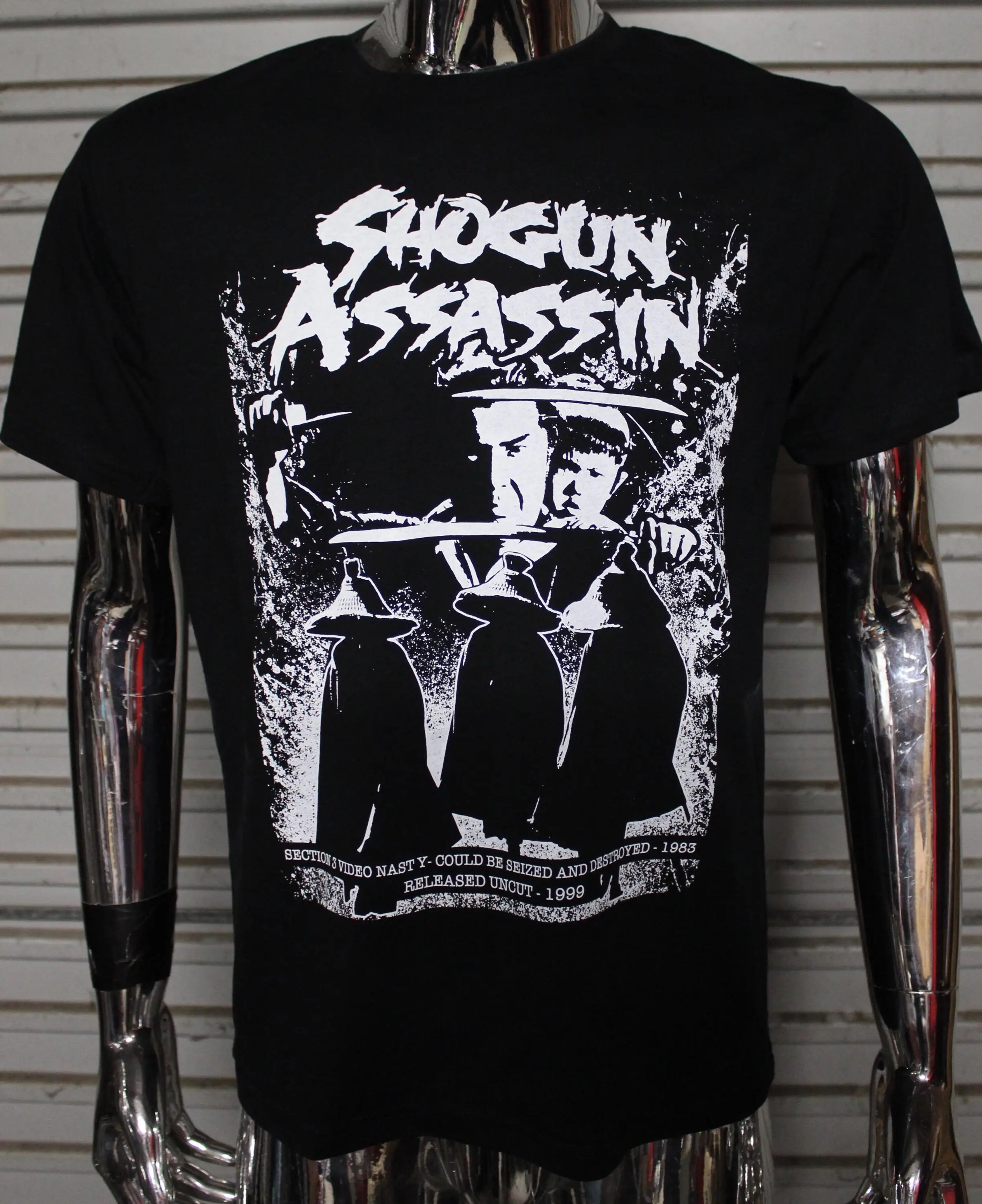Camiseta con estampado de la película Shogun Assassin, nueva tendencia de moda para primavera/verano para mujer, camiseta cómoda de manga corta neutra
