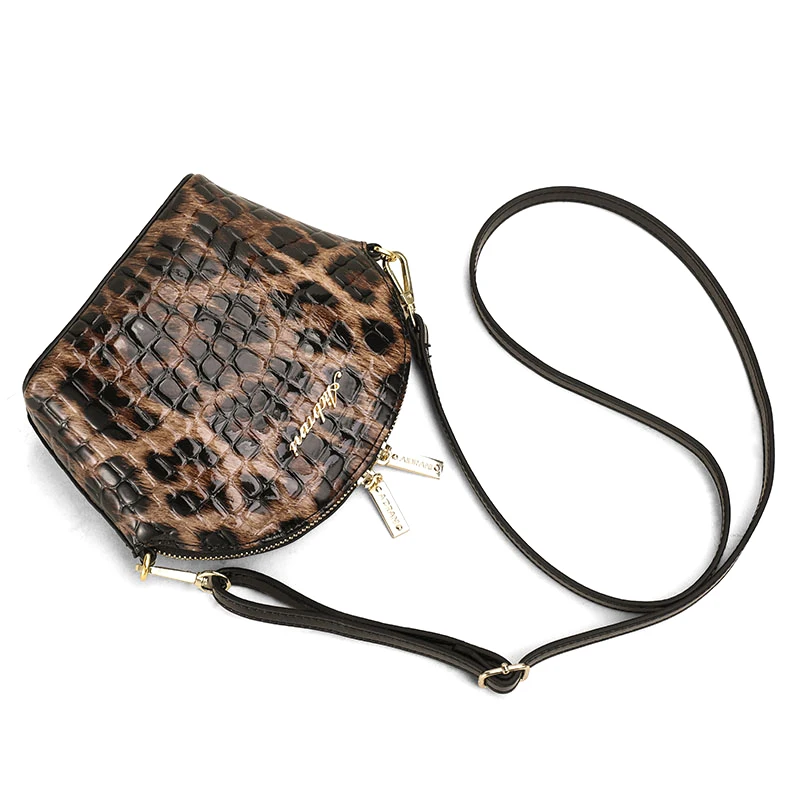 Aidrani  Fashionable leopard print women\'s single shoulder crossbody bag, mini shell bag, made of high-quality cowhide,